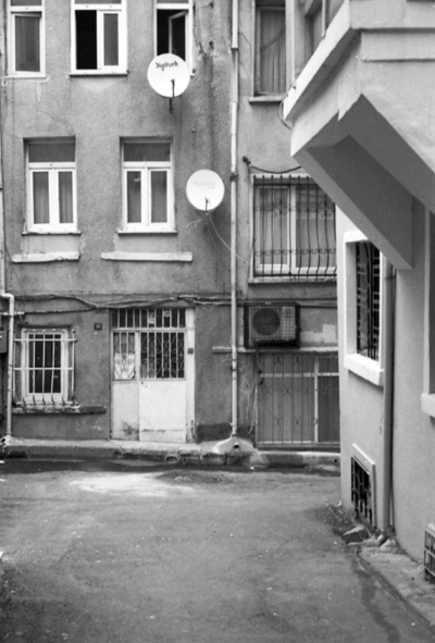 Eine fast ideale Stadt, (An almost ideal city) 2023
<br>
Gallery II 
<br> 
Right wall